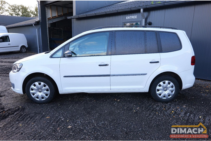 Volkswagen Touran VAN 1.6 TDI 77 KW AUT Volkswagen Touran grijs kenteken DSG automaat diesel - Легковий фургон: фото 5 Volkswagen Touran VAN 1.6 TDI 77 KW AUT Volkswagen Touran grijs kenteken DSG automaat diesel - Легковий фургон: фото 5