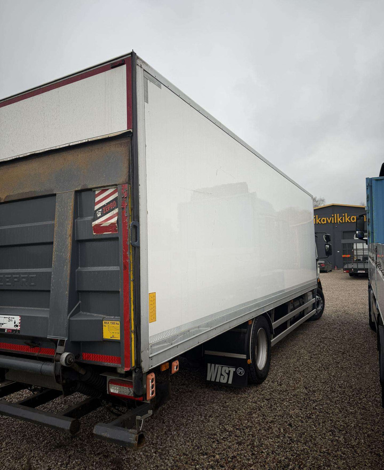 Volvo Kėbulas - Вантажівка з закритим кузовом: фото 3 Volvo Kėbulas - Вантажівка з закритим кузовом: фото 3