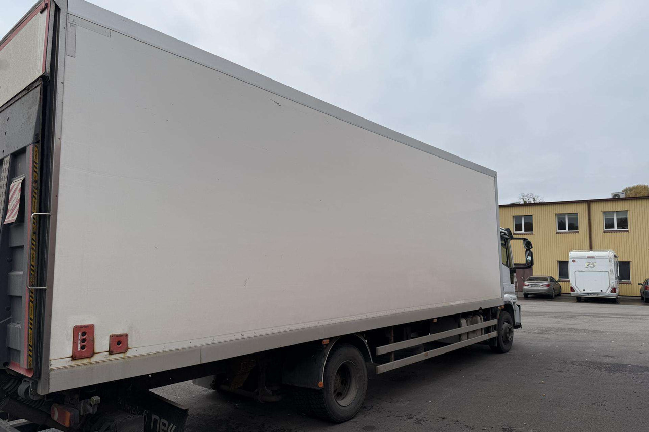 Вантажівка з закритим кузовом Volvo Kėbulas: фото 10