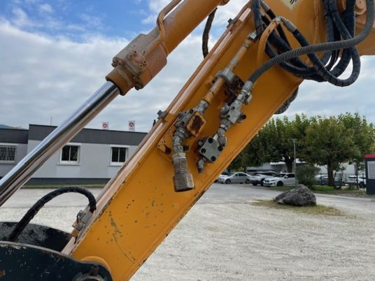 Hyundai R80 -9A - Гусеничний екскаватор: фото 4 Hyundai R80 -9A - Гусеничний екскаватор: фото 4