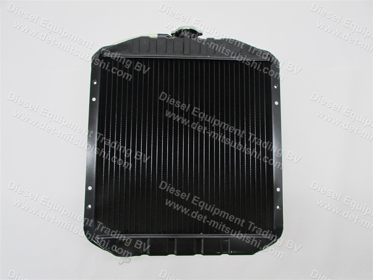 MITSUBISHI RADIATOR ASM; WATER S3L2 (COPPER) - Радіатор в категорії Промислове обладнання: фото 2 MITSUBISHI RADIATOR ASM; WATER S3L2 (COPPER) - Радіатор в категорії Промислове обладнання: фото 2
