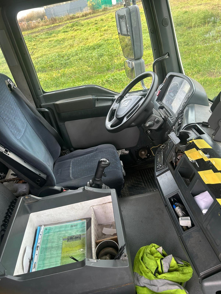 MAN TGA 26.310 - Тентована вантажівка: фото 4 MAN TGA 26.310 - Тентована вантажівка: фото 4