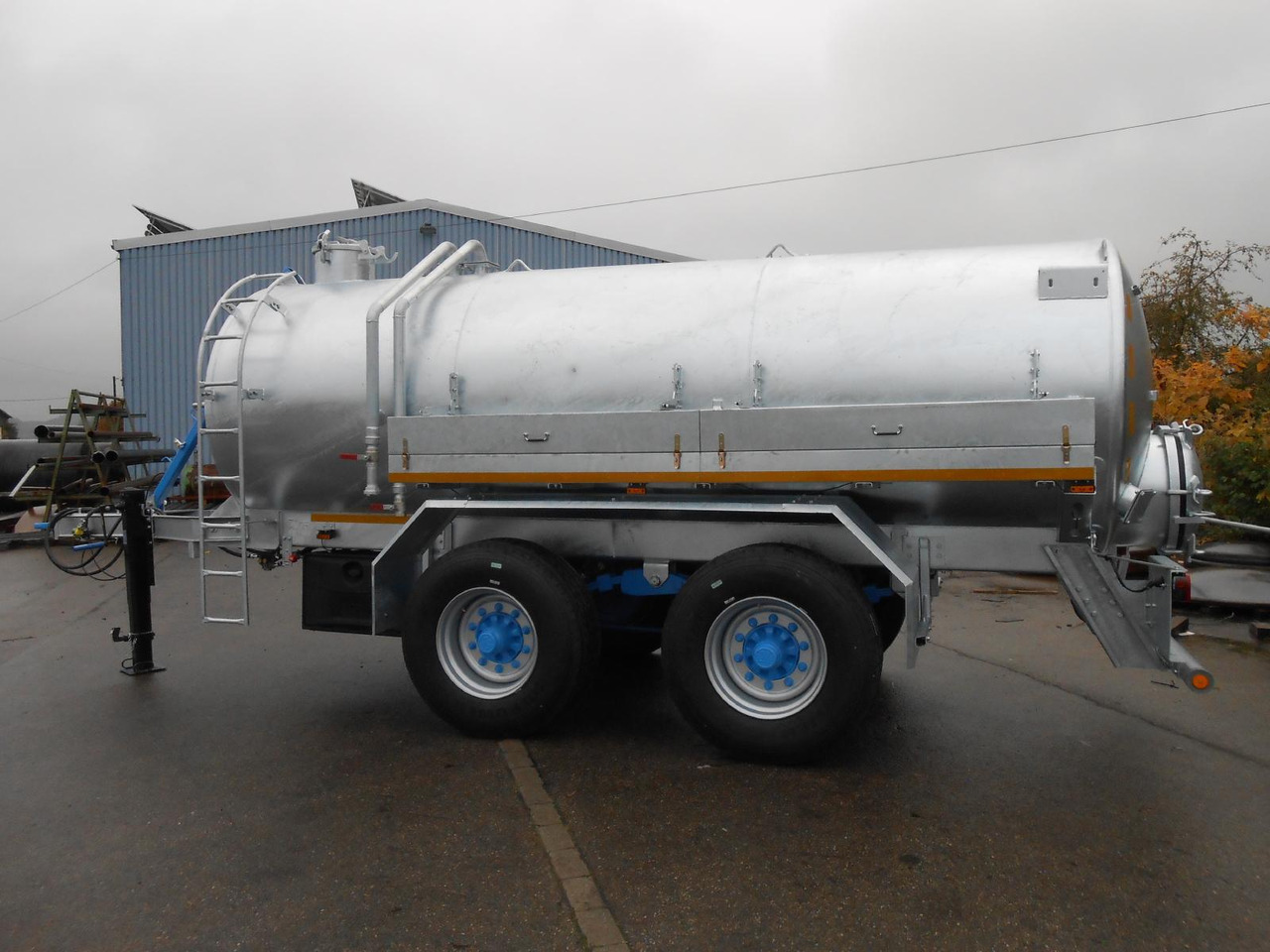 M-Vac 12000l / Wasserfass M-Vac 12000l (12m³) Wasserfass / Wassertank mit 80 km/h Zulassung - Причіп цистерна: фото 3 M-Vac 12000l / Wasserfass M-Vac 12000l (12m³) Wasserfass / Wassertank mit 80 km/h Zulassung - Причіп цистерна: фото 3
