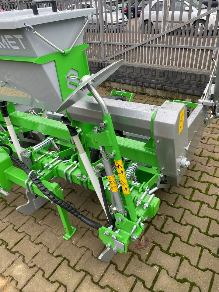 BOMET Precision seeder / Semoir de précision / Siewnik punktowy - Сівалка точного висіву: фото 5 BOMET Precision seeder / Semoir de précision / Siewnik punktowy - Сівалка точного висіву: фото 5