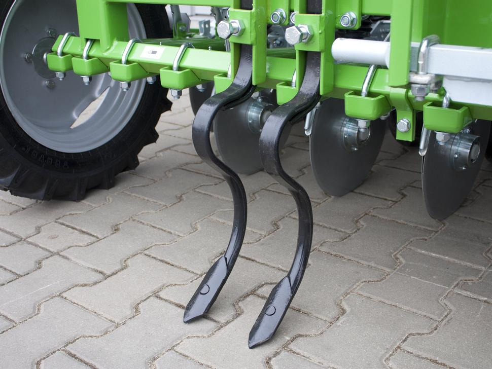 Bomet Drillmaschine / Seeder / Semoir / Seminatrice / Sembradora / Сеялка / Siewnik 3 m - Сівалка: фото 5 Bomet Drillmaschine / Seeder / Semoir / Seminatrice / Sembradora / Сеялка / Siewnik 3 m - Сівалка: фото 5