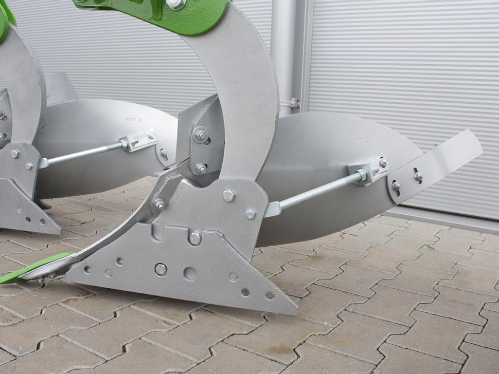 Новий Плуг Bomet Pflüge / Single-beam plow / Charrue mono-poutre / Aratro / Плуг / Pług jednobelkowy Libra 3+1: фото 10