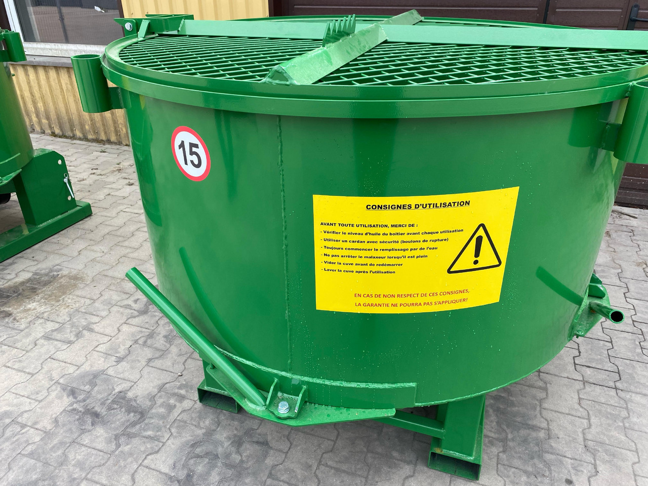 DC Betonmischer / Hydraulic concrete mixer / Malaxeur à béton hydraulique / Betoniera / Бетономешалка с гидравлическим приводом / Betoniarka hydrauliczna 800 l - Бетономішалкa: фото 5 DC Betonmischer / Hydraulic concrete mixer / Malaxeur à béton hydraulique / Betoniera / Бетономешалка с гидравлическим приводом / Betoniarka hydrauliczna 800 l - Бетономішалкa: фото 5