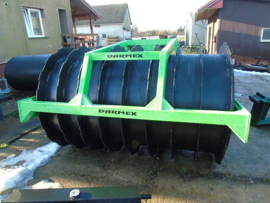 Darmex Silowalze / Silage compaction roller / Rouleau de l’ensilage / Rullo /Rodillo / Wał do gniecenia pryzm 2,2 m - Каток польовий: фото 3 Darmex Silowalze / Silage compaction roller / Rouleau de l’ensilage / Rullo /Rodillo / Wał do gniecenia pryzm 2,2 m - Каток польовий: фото 3