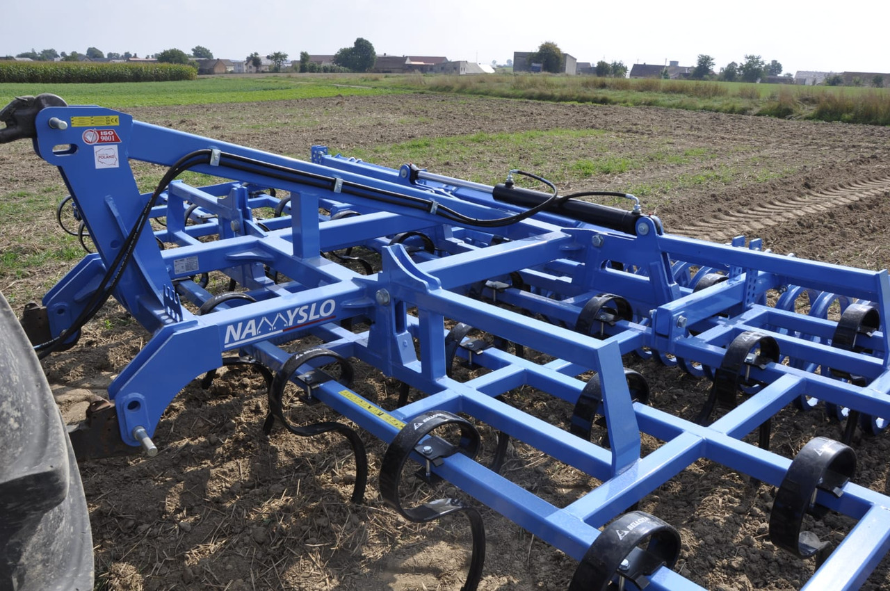 Namyslo Saatbettbereitung / Seedbed preparation / Combiné de préparation / Unidad de cultivo ecológico de poca profundidad / Unità di coltivazione biologica a bassa profondità / Agregat do płytkiej uprawy 5 - Культиватор: фото 4 Namyslo Saatbettbereitung / Seedbed preparation / Combiné de préparation / Unidad de cultivo ecológico de poca profundidad / Unità di coltivazione biologica a bassa profondità / Agregat do płytkiej uprawy 5 - Культиватор: фото 4