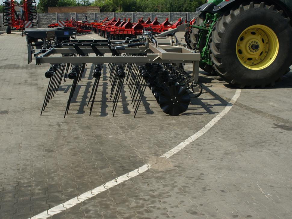 ROLEX Mulchegge / Mulch harrow / Herse de déchaumage / Erpice pacciamante / Борона для мульчирования / Brona mulczowa 7,5 m - Пружинна борона: фото 3 ROLEX Mulchegge / Mulch harrow / Herse de déchaumage / Erpice pacciamante / Борона для мульчирования / Brona mulczowa 7,5 m - Пружинна борона: фото 3