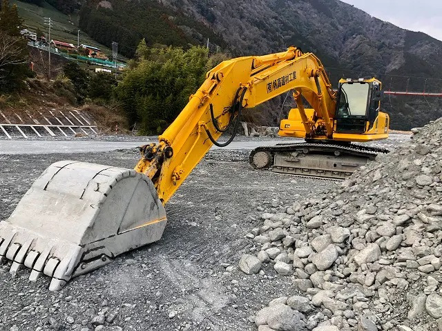 KOMATSU PC350-8 - Гусеничний екскаватор: фото 3 KOMATSU PC350-8 - Гусеничний екскаватор: фото 3