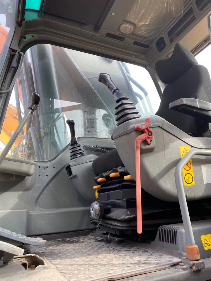 VOLVO EC460 - Гусеничний екскаватор: фото 4 VOLVO EC460 - Гусеничний екскаватор: фото 4