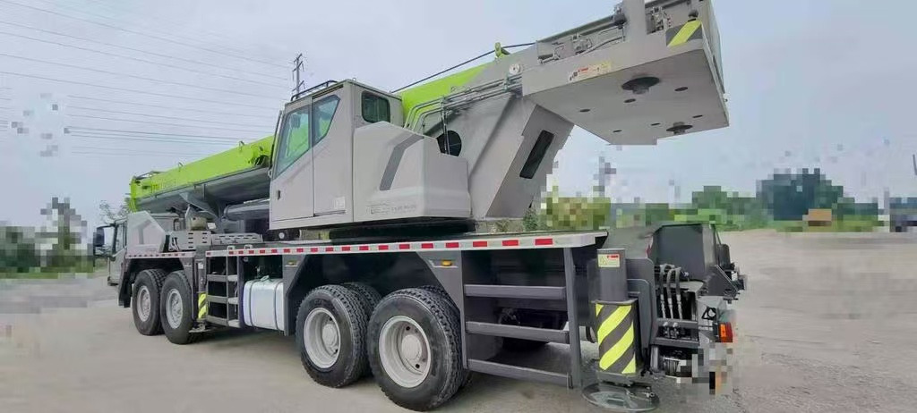 ZOOMLION 1000V5 - Автокран: фото 3 ZOOMLION 1000V5 - Автокран: фото 3