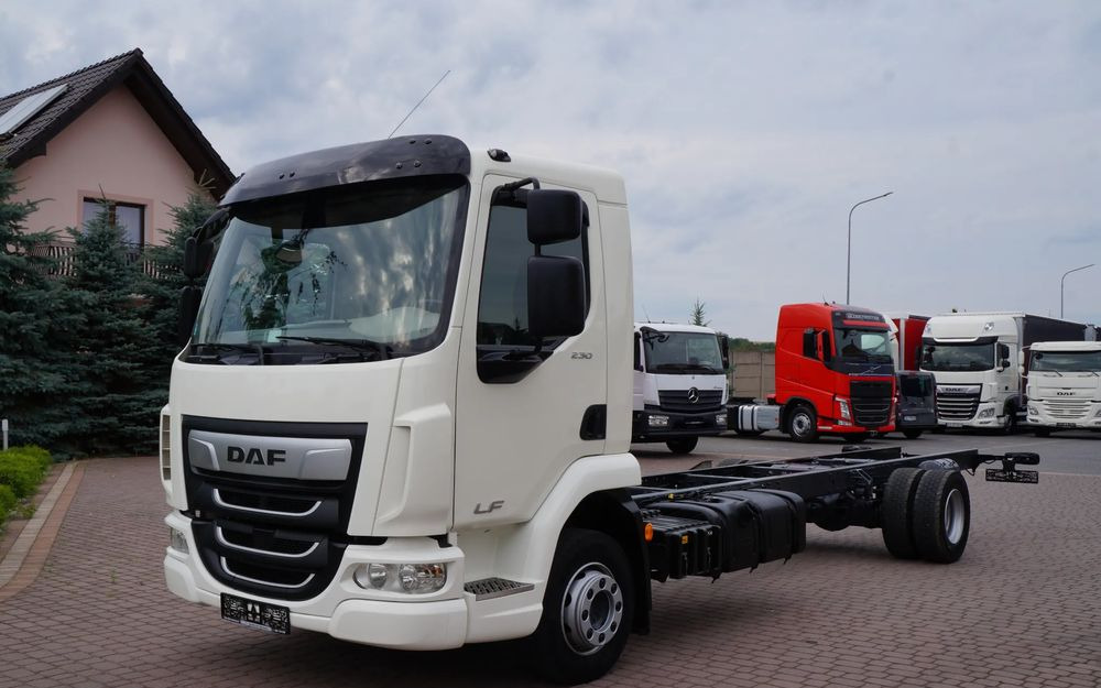 DAF LF 230 EURO 6 12 TON RAMA DO ZABUDOWY - Вантажівка шасі: фото 2 DAF LF 230 EURO 6 12 TON RAMA DO ZABUDOWY - Вантажівка шасі: фото 2