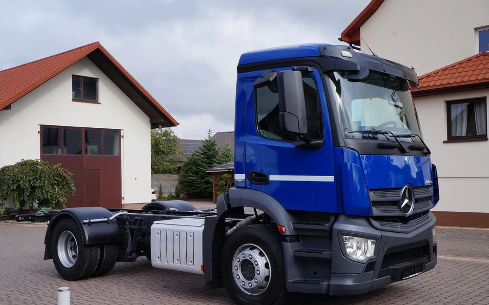 Mercedes-Benz ANTOS 1824 ACTROS EURO 6 RAMA DO ZABUDOWY ROZSTAW OSI 3.80M ANTOS 1830 1827 - Вантажівка шасі: фото 3 Mercedes-Benz ANTOS 1824 ACTROS EURO 6 RAMA DO ZABUDOWY ROZSTAW OSI 3.80M ANTOS 1830 1827 - Вантажівка шасі: фото 3