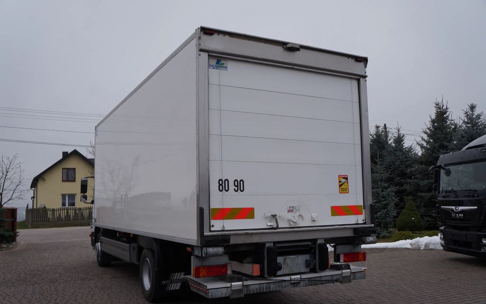 Mercedes-Benz ATEGO 1318 EURO 5 132 TYS KM CHŁODNIA CARRIER 750 WINDA - Рефрижератор вантажівка: фото 4 Mercedes-Benz ATEGO 1318 EURO 5 132 TYS KM CHŁODNIA CARRIER 750 WINDA - Рефрижератор вантажівка: фото 4