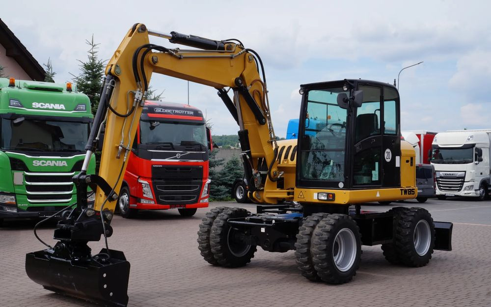 Terex TW 85 Koparka kołowa Sprowadzona silnik DEUTZ Stan Wzorowy - Колісний екскаватор: фото 3 Terex TW 85 Koparka kołowa Sprowadzona silnik DEUTZ Stan Wzorowy - Колісний екскаватор: фото 3