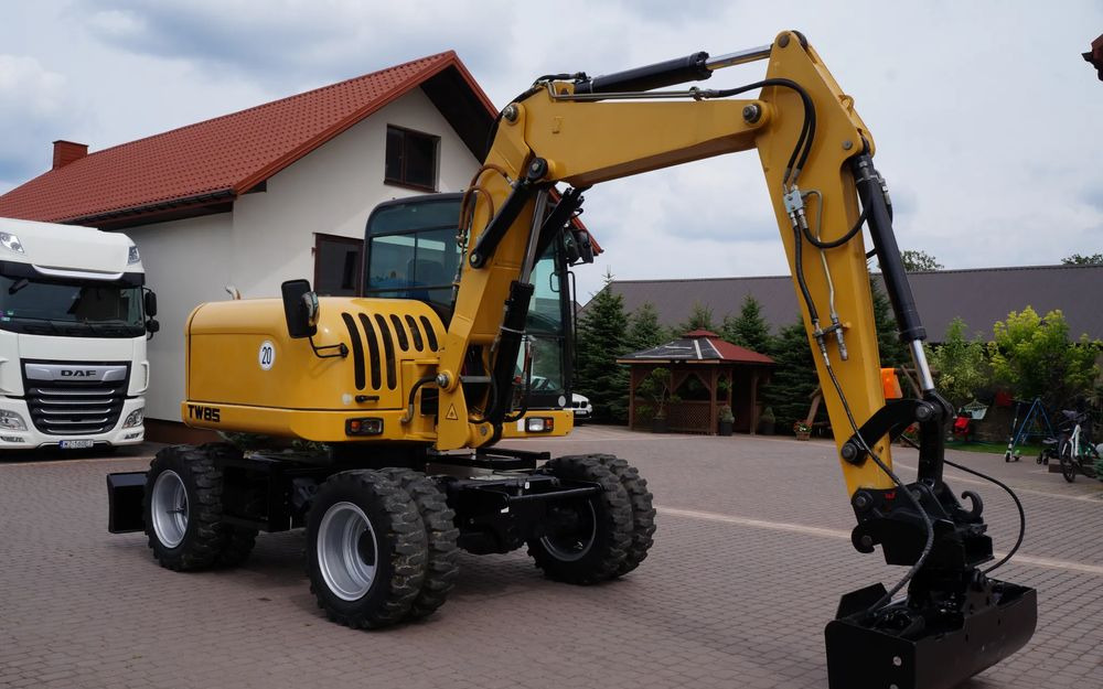 Terex TW 85 Koparka kołowa Sprowadzona silnik DEUTZ Stan Wzorowy - Колісний екскаватор: фото 4 Terex TW 85 Koparka kołowa Sprowadzona silnik DEUTZ Stan Wzorowy - Колісний екскаватор: фото 4