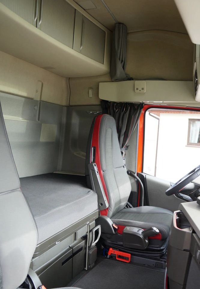 Тягач Volvo FH 4 EURO 6 GLOBETROTTER NISKI PRZEBIEG PEŁEN SERWIS: фото 18