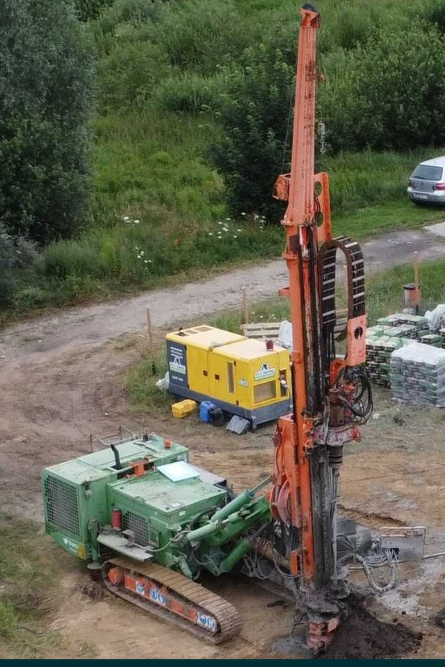 SOILMEC SM 14 - Бурова установка: фото 1 SOILMEC SM 14 - Бурова установка: фото 1