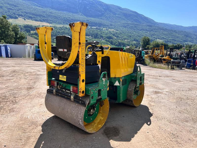 Ammann AV26-2 COMPACTEUR ROULEAU TANDEM VIBRANT ARTICULÉ - Дорожній каток: фото 5 Ammann AV26-2 COMPACTEUR ROULEAU TANDEM VIBRANT ARTICULÉ - Дорожній каток: фото 5