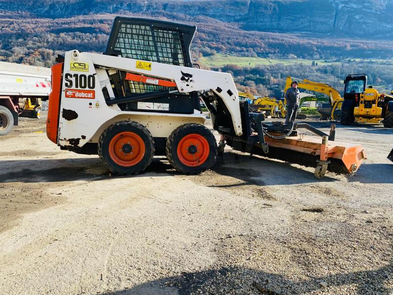 BOBCAT S100 mini chargeuse sur pneu (AVEC ACCESSOIRES) - Міні-навантажувач: фото 5 BOBCAT S100 mini chargeuse sur pneu (AVEC ACCESSOIRES) - Міні-навантажувач: фото 5