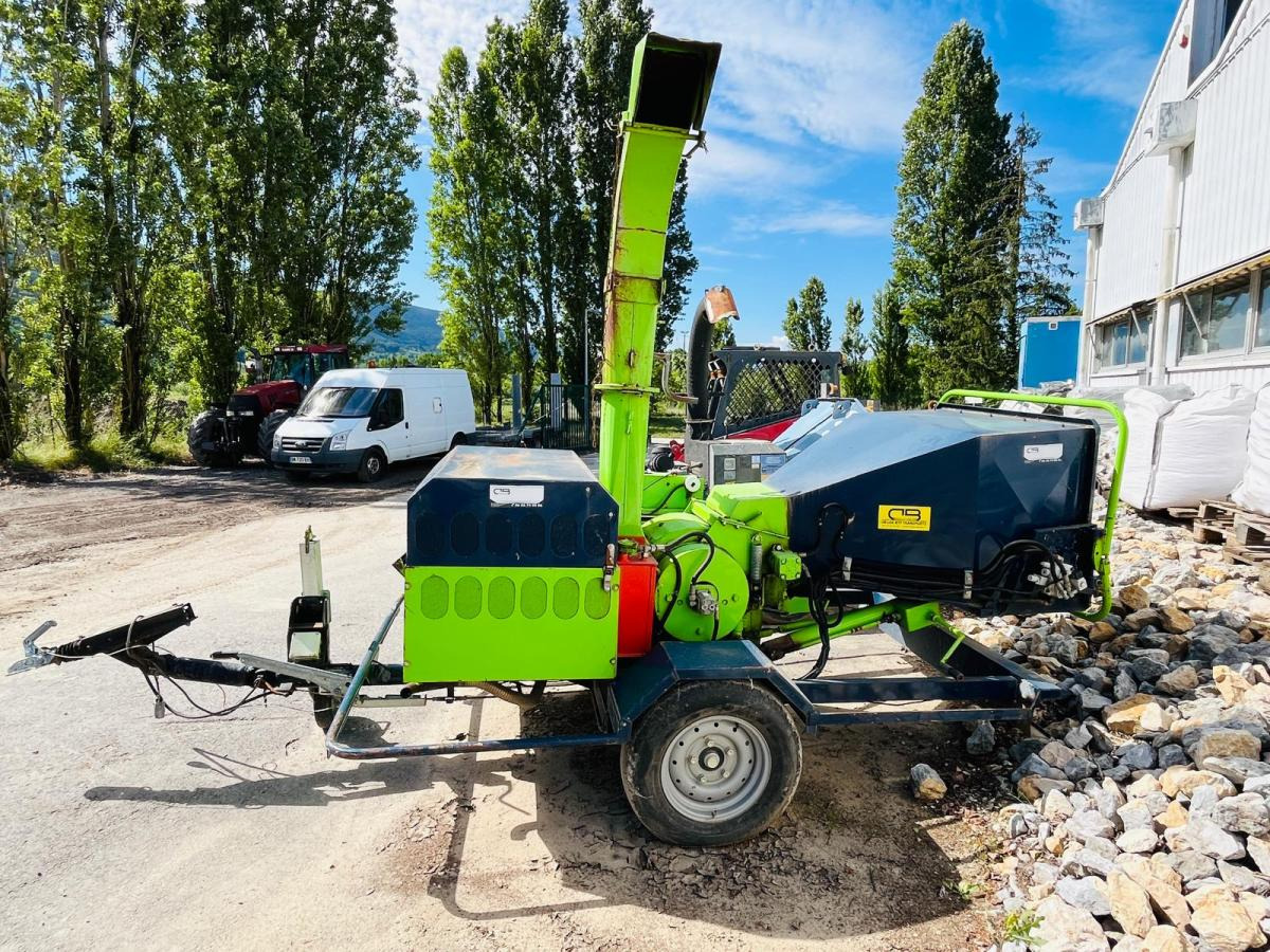 BUGNOT THIERION BV7 Broyeur de branche - Дробарка для лісництва: фото 3 BUGNOT THIERION BV7 Broyeur de branche - Дробарка для лісництва: фото 3