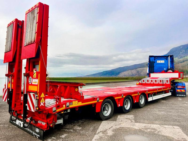 Kassbohrer SEMI REMORQUE PORTE-ENGINS 3 ESSIEUX NEUF - Низькорамна платформа напівпричіп: фото 1 Kassbohrer SEMI REMORQUE PORTE-ENGINS 3 ESSIEUX NEUF - Низькорамна платформа напівпричіп: фото 1