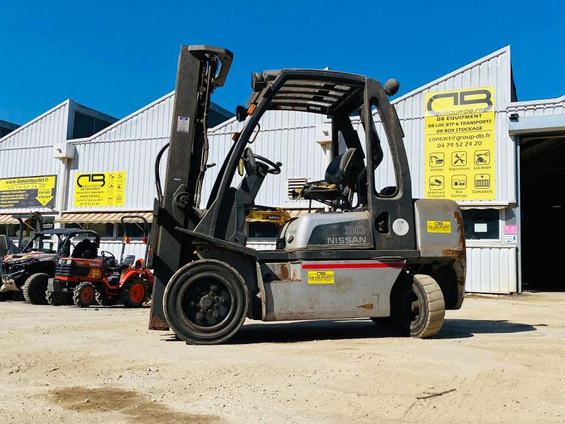 NISSAN FGD02A30Q Chariot élévateur - Дизельний навантажувач: фото 2 NISSAN FGD02A30Q Chariot élévateur - Дизельний навантажувач: фото 2