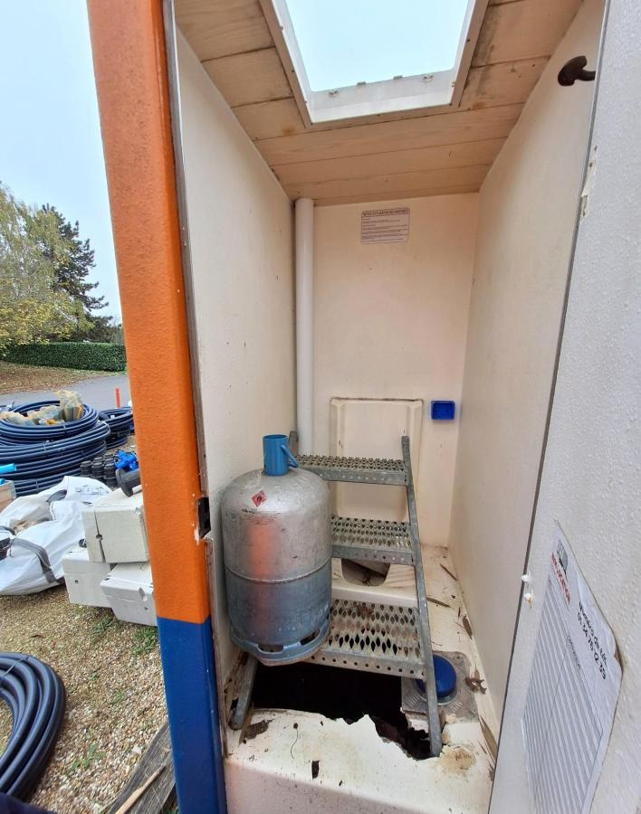 Житловий контейнер REMORQUE BASE VIE CABANE DE CHANTIER: фото 6