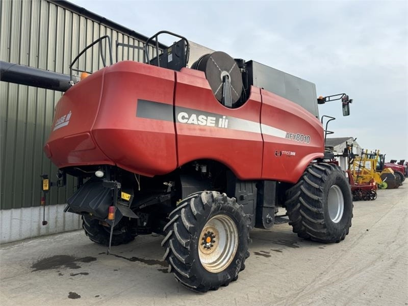 Case Axial Flow AFX 8010 c/w 30ft Header - Навісне обладнання для комбайна: фото 2 Case Axial Flow AFX 8010 c/w 30ft Header - Навісне обладнання для комбайна: фото 2