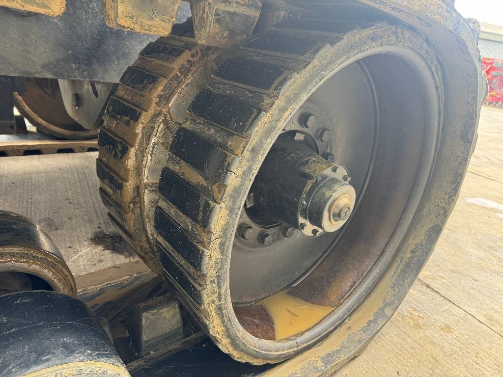 Трактор Claas Challenger 75E: фото 18