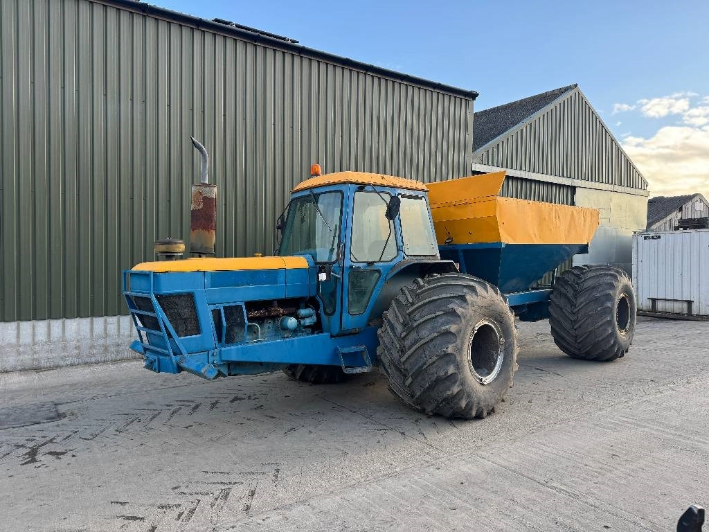 Ford 8210 Self Propelled Gravel Cart - Трактор: фото 1 Ford 8210 Self Propelled Gravel Cart - Трактор: фото 1