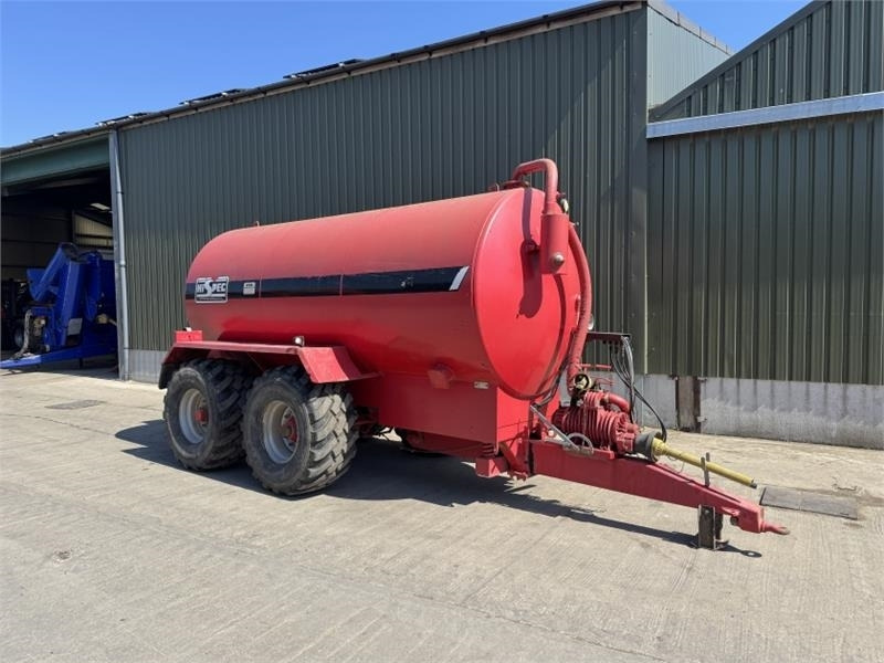 Hi-Spec 2500 Slurry Tanker - Розкидач рідких добрив: фото 1 Hi-Spec 2500 Slurry Tanker - Розкидач рідких добрив: фото 1