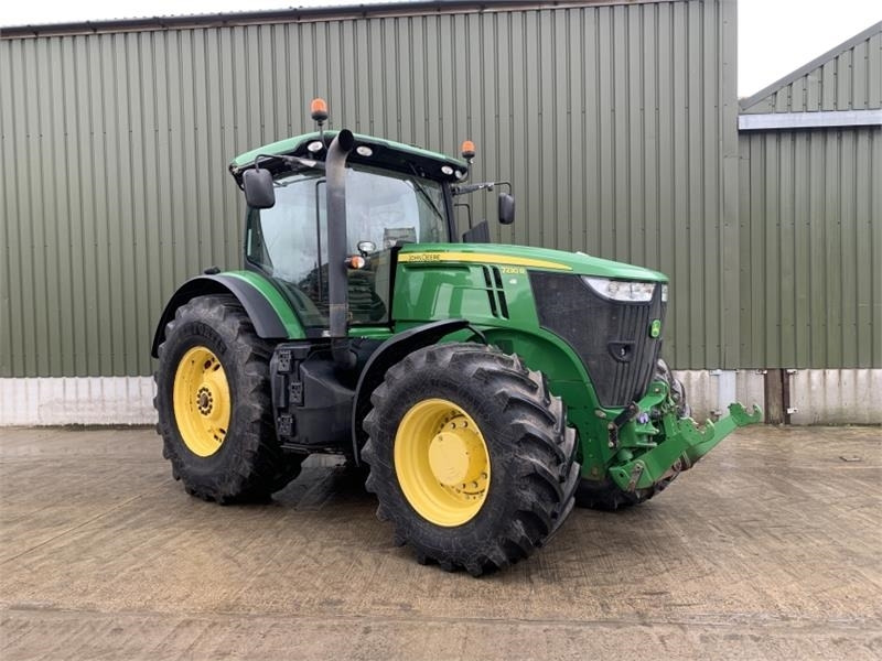 John Deere John Deere 7230R E23 Powershift **Video Below** - Трактор: фото 4 John Deere John Deere 7230R E23 Powershift **Video Below** - Трактор: фото 4