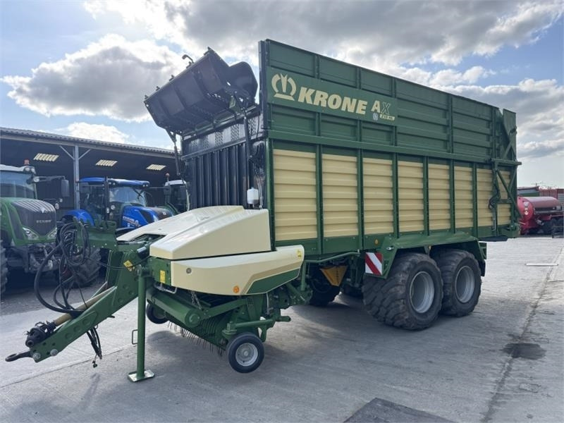 Krone Krone AX 310 HL Forage Wagon - Самозавантажувальний причіп: фото 5 Krone Krone AX 310 HL Forage Wagon - Самозавантажувальний причіп: фото 5