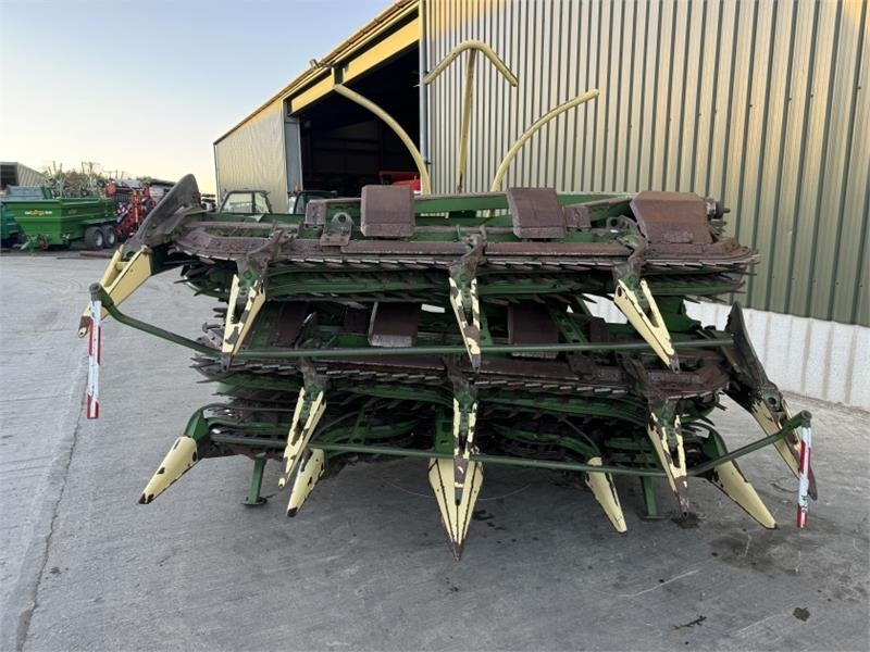 Krone Krone Easy Collect 903 Maize Header - Навісне обладнання для комбайна: фото 2 Krone Krone Easy Collect 903 Maize Header - Навісне обладнання для комбайна: фото 2