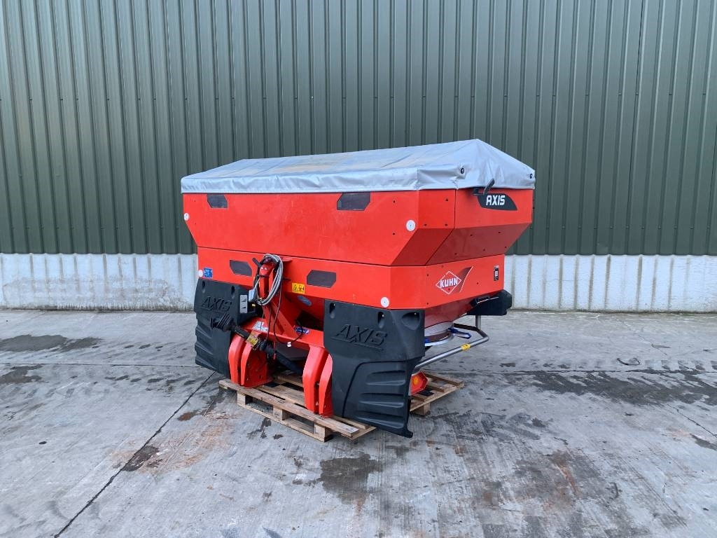 Kuhn 40.2 m-emc Fert Spreader - Розкидач добрив: фото 1 Kuhn 40.2 m-emc Fert Spreader - Розкидач добрив: фото 1