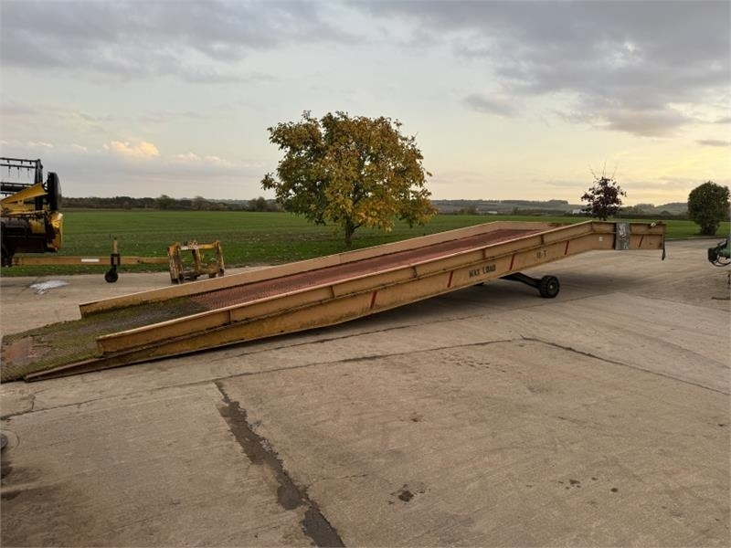 Loading Ramp Loading Ramp - Навантажувальна рампа: фото 1 Loading Ramp Loading Ramp - Навантажувальна рампа: фото 1