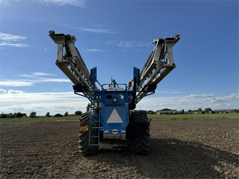 Matrot Matrot M44D 36m Self Propelled Sprayer - Обприскувач навісний: фото 3 Matrot Matrot M44D 36m Self Propelled Sprayer - Обприскувач навісний: фото 3