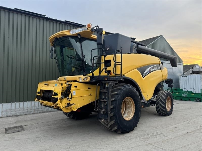 New Holland Holland - Навісне обладнання для комбайна: фото 3 New Holland Holland - Навісне обладнання для комбайна: фото 3