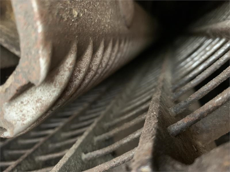 Навісне обладнання для комбайна New Holland/Laverda New Holland TL58i / Laverda Hi: фото 14 Навісне обладнання для комбайна New Holland/Laverda New Holland TL58i / Laverda Hi: фото 14