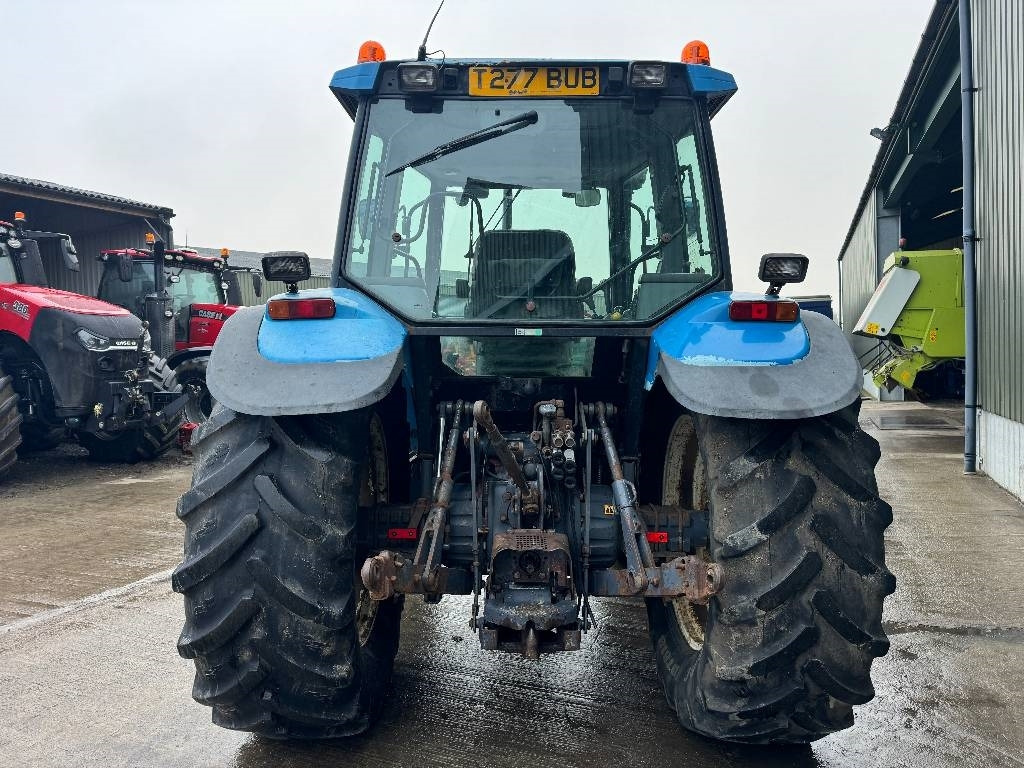 New Holland TS 100 - Трактор: фото 5 New Holland TS 100 - Трактор: фото 5