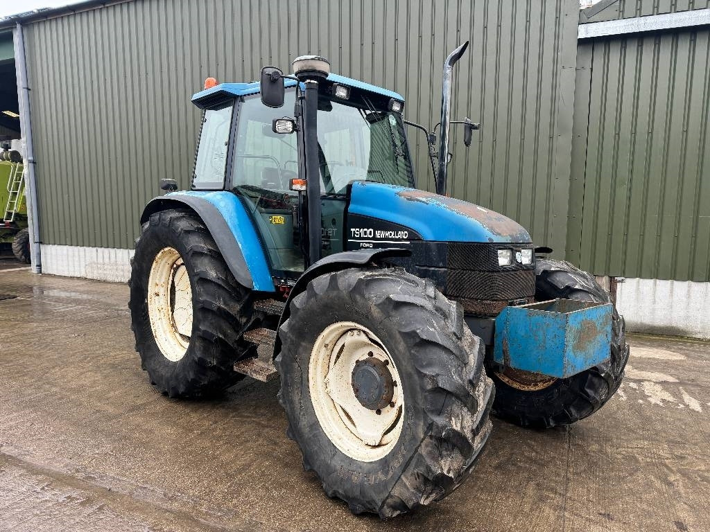 New Holland TS 100 - Трактор: фото 3 New Holland TS 100 - Трактор: фото 3