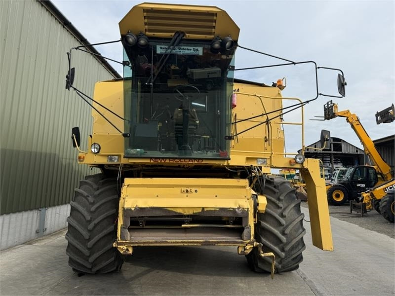 New Holland TX 36 - Навісне обладнання для комбайна: фото 5 New Holland TX 36 - Навісне обладнання для комбайна: фото 5