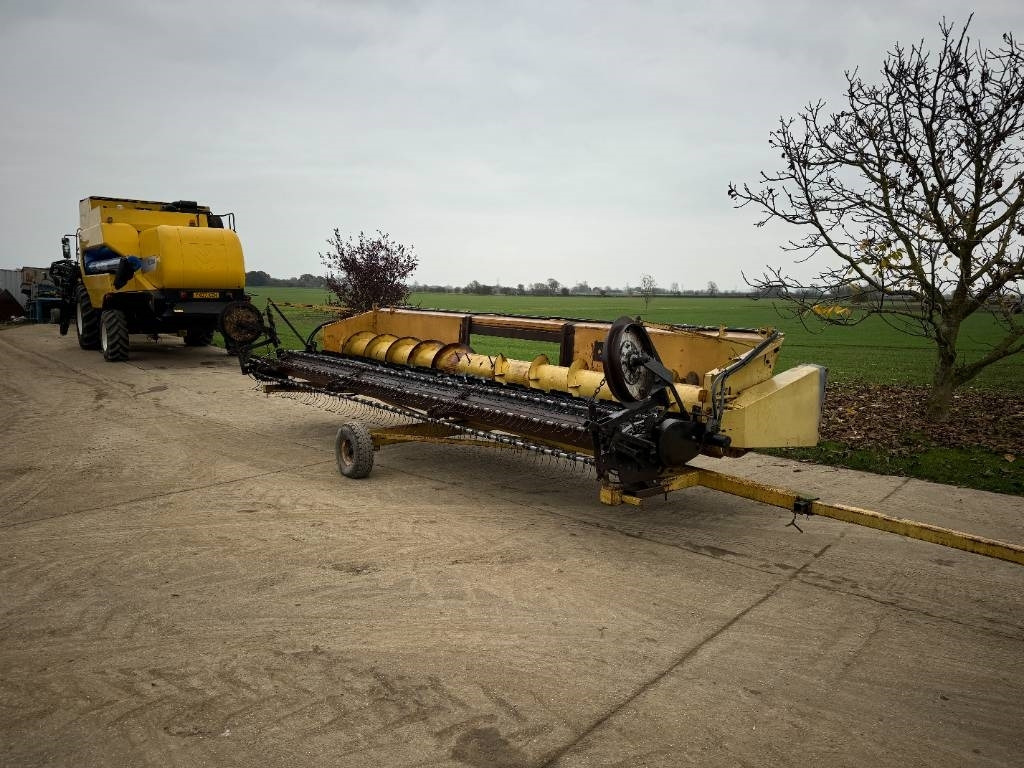 Sund 20Ft Pea Header - Навісне обладнання для комбайна: фото 1 Sund 20Ft Pea Header - Навісне обладнання для комбайна: фото 1