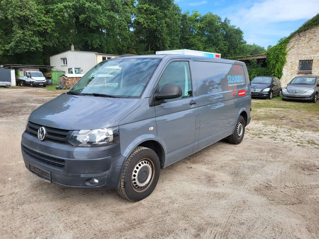 VOLKSWAGEN T5 Typ 7J0 - Суцільнометалевий фургон: фото 1 VOLKSWAGEN T5 Typ 7J0 - Суцільнометалевий фургон: фото 1