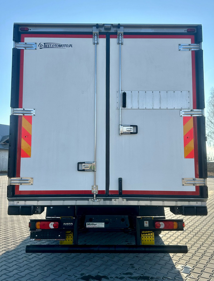 IVECO EUROCARGO 160-280 / CHŁODNIA / 6.1 M DŁUGOŚCI / 15 EUROPALET / AUTOMAT / SYPIALKA / NISKI PRZEBIEG / 16 TON DMC / CARRIER SPALINOWO - ELEKTRYCZNY / 2018 ROK - Рефрижератор вантажівка: фото 3 IVECO EUROCARGO 160-280 / CHŁODNIA / 6.1 M DŁUGOŚCI / 15 EUROPALET / AUTOMAT / SYPIALKA / NISKI PRZEBIEG / 16 TON DMC / CARRIER SPALINOWO - ELEKTRYCZNY / 2018 ROK - Рефрижератор вантажівка: фото 3