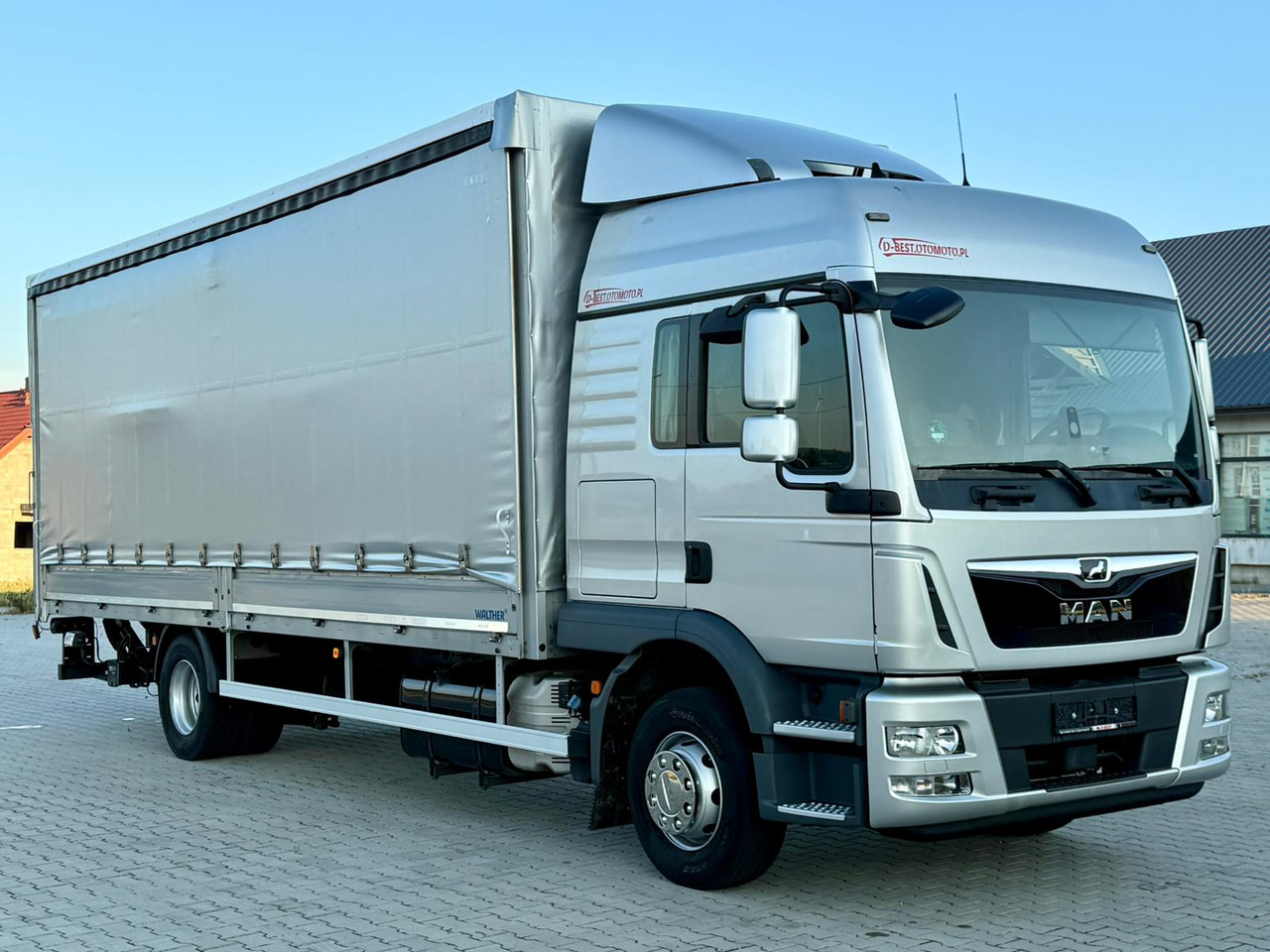 MAN TGM 12.250 / TGL / BURTO - FIRANKA / WINDA / 18 PALET / AUTOMAT - Тентована вантажівка: фото 1 MAN TGM 12.250 / TGL / BURTO - FIRANKA / WINDA / 18 PALET / AUTOMAT - Тентована вантажівка: фото 1