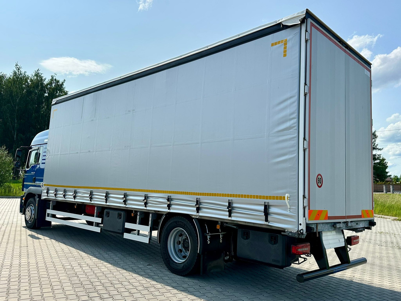 MAN TGM 18.320 / FIRANKA / 20 EUROPALET / 8.3 M DŁUGOŚCI / AUTOMAT / SYPIALKA / 2018 ROK / 9 809 KG ŁADOWNOŚCI - Тентована вантажівка: фото 3 MAN TGM 18.320 / FIRANKA / 20 EUROPALET / 8.3 M DŁUGOŚCI / AUTOMAT / SYPIALKA / 2018 ROK / 9 809 KG ŁADOWNOŚCI - Тентована вантажівка: фото 3